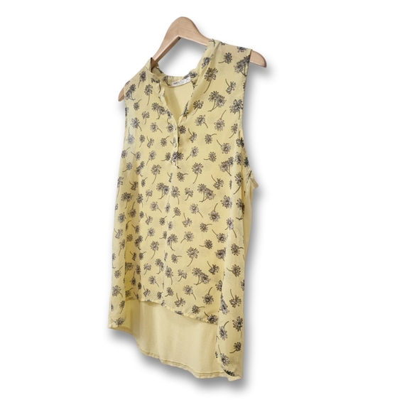 🌿Femme by Tresics Women's XL Sleeveless Sunshine Yellow Floral Blouse-Cute! - Picture 4 of 11